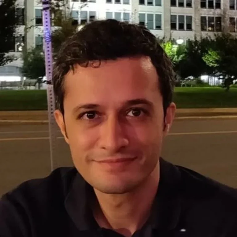 Picture of Arash Khatibi